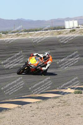 media/Jan-16-2026-CVMA Friday Practice (Fri) [[6f2bf47531]]/4-Racer 3-NRS/Session 3 (Bowl)/